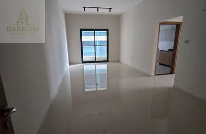 Apartment - 2 Bedrooms - 2 Bathrooms for rent in Gulfa Towers - Al Rashidiya 1 - Al Rashidiya - Ajman