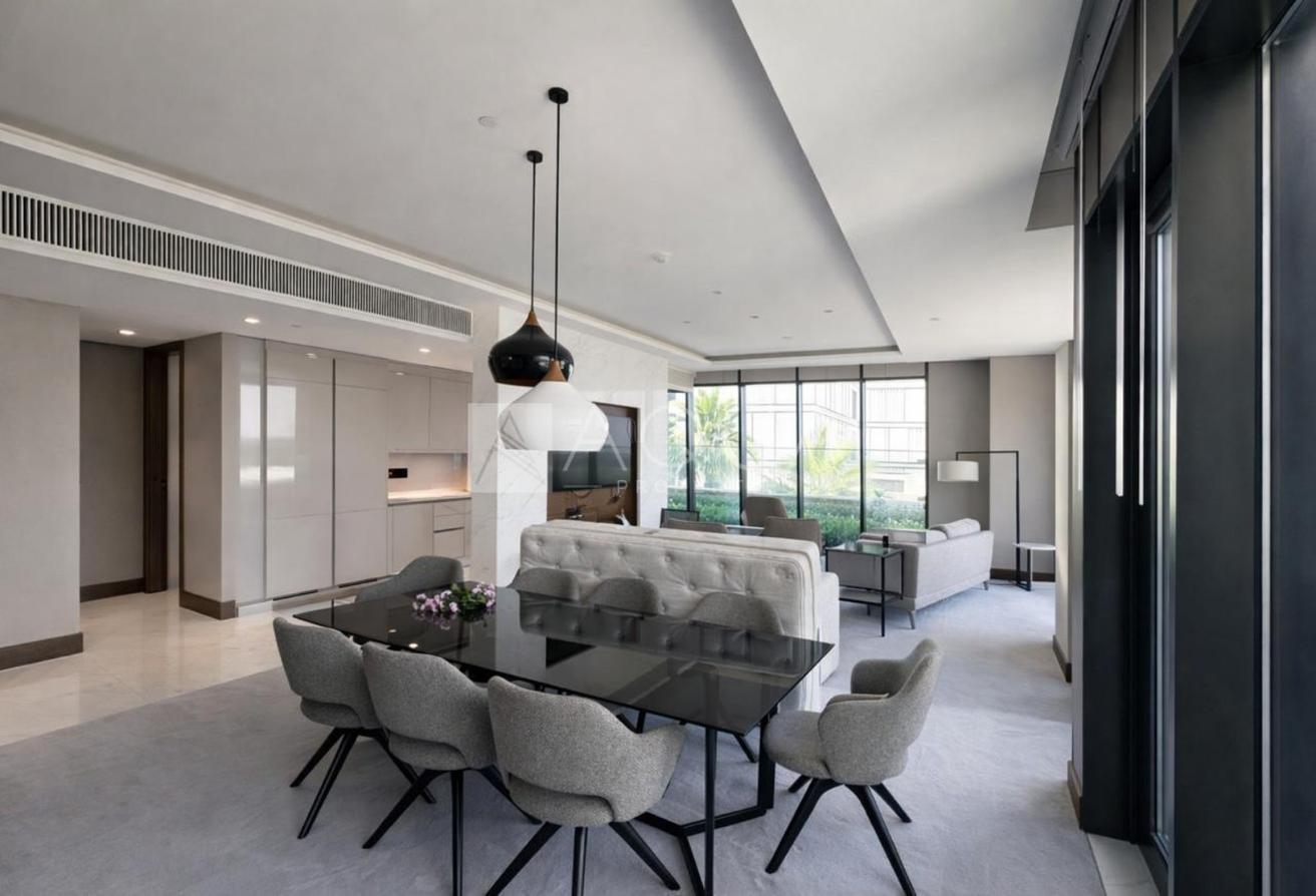 4 BR | Seaview | Luxury Bluewaters Living photo 7