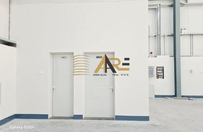 Warehouse - Studio - 1 for rent in Al Sajaa Industrial - Al Sajaa - Sharjah