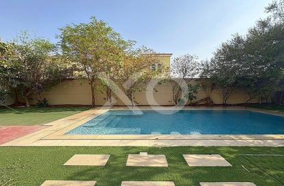 Villa - 3 - 4 for rent in District 8 - Jumeirah Park - Dubai