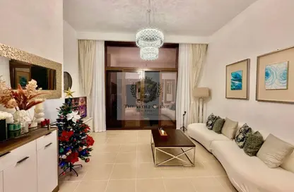 شقة - 2 غرف نوم - 2 حمامات للايجار في 1A شقق وردة - وردة أبارتمنتس 1 - شقق وردة - تاون سكوير - دبي