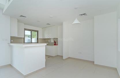Townhouse - 3 - 3 for rent in Noor Townhouses - Town Square - Dubai