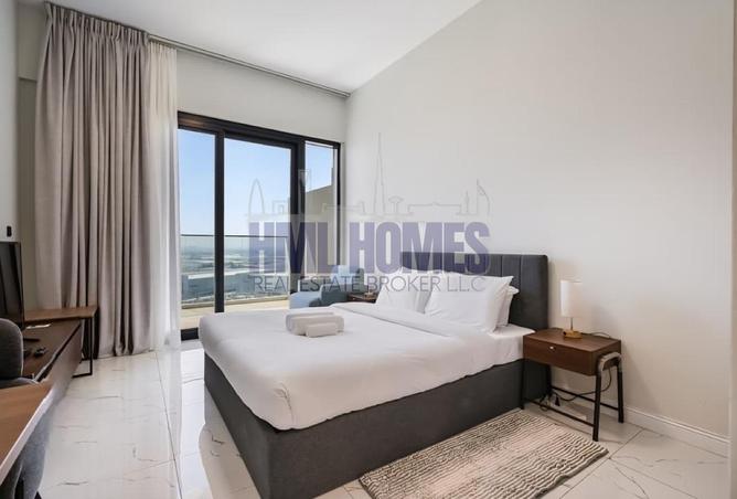 Next to Metro Station | Free Wifi | Modern Design