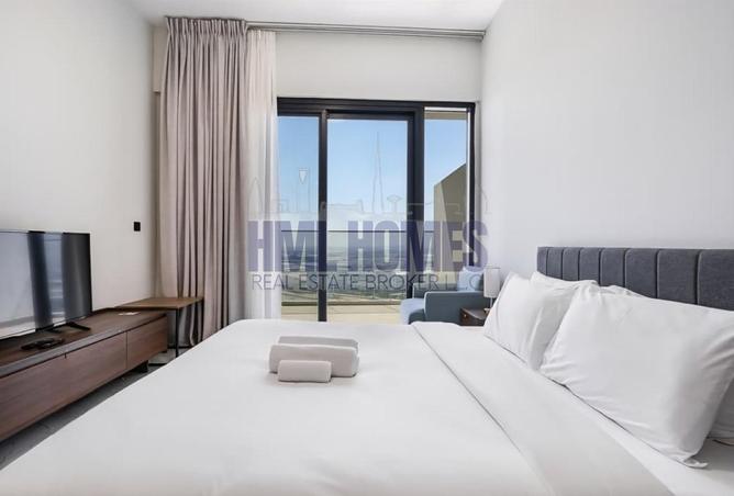 Next to Metro Station | Free Wifi | Modern Design photo 3