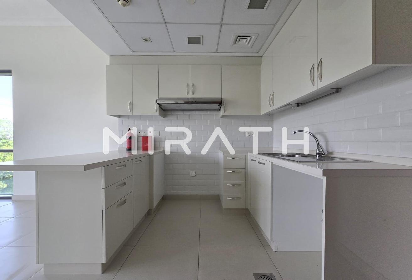 Spacious | Prime Location | Ready to Move in photo 10