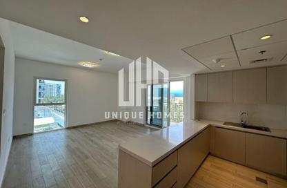 Apartment - 3 Bedrooms - 4 Bathrooms for sale in Waters Edge - Yas Island - Abu Dhabi