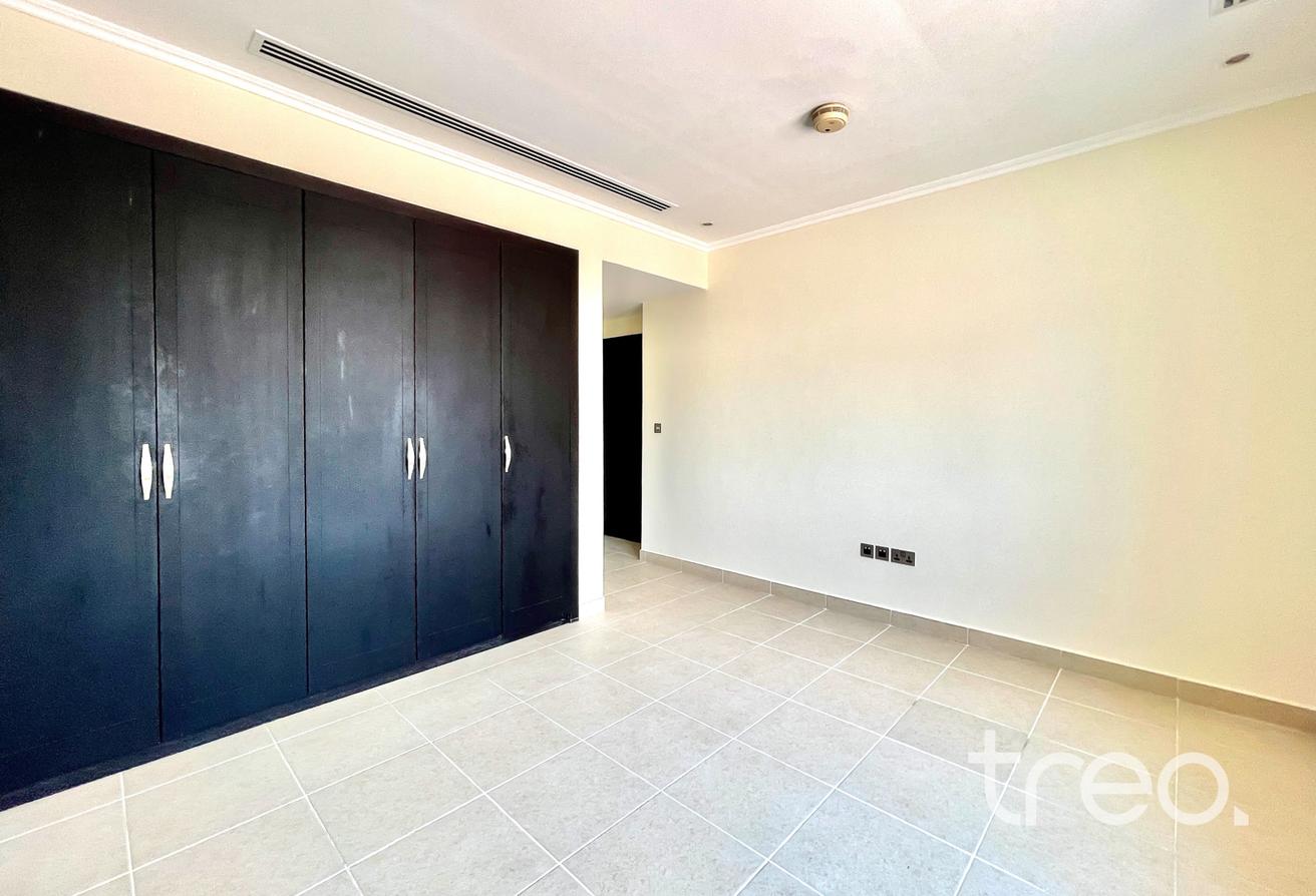 Exclusive | September | 3 Bed Legacy Large photo 12