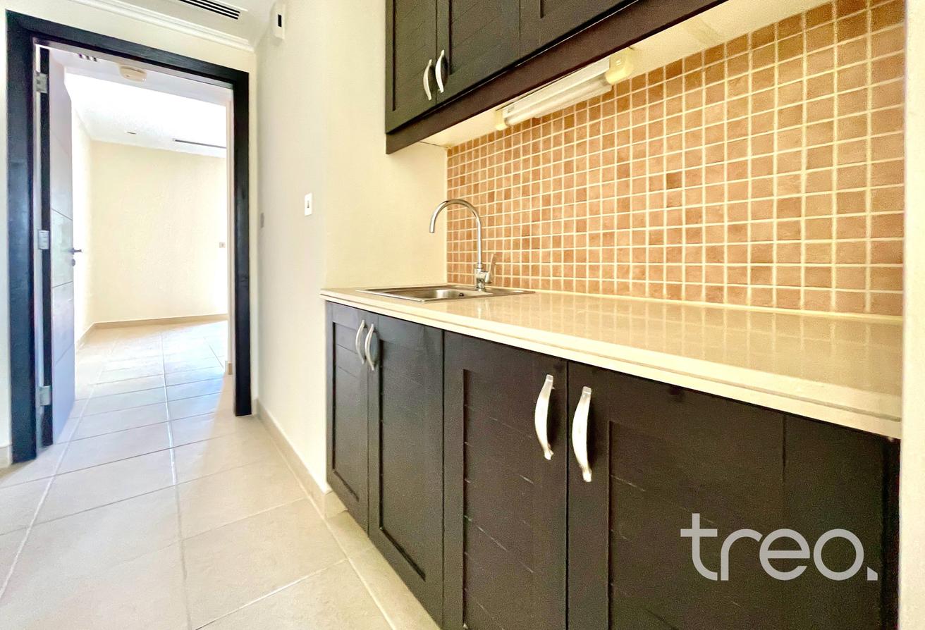 Exclusive | September | 3 Bed Legacy Large photo 11