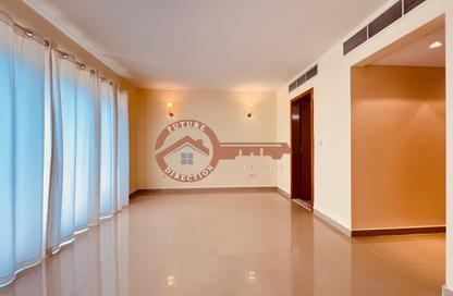 Villa - 4 Bedrooms - 5 Bathrooms for rent in Yasmin Community - Al Raha Gardens - Abu Dhabi