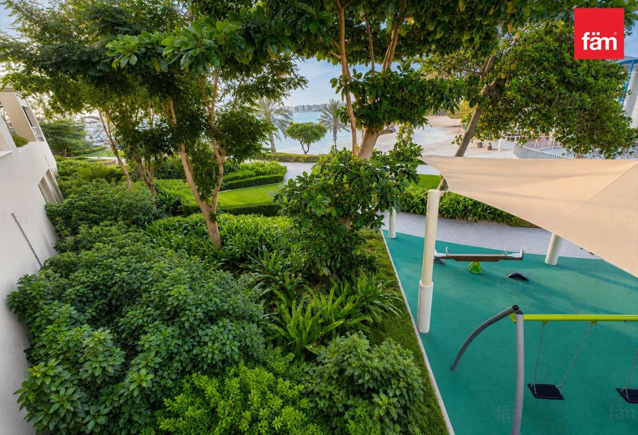 Fully Upgraded & Luxury Furnished Smart Home photo 20