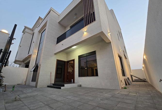 114595930 - Property Image 2