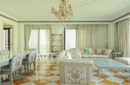 Apartment - 1 Bedroom - 2 Bathrooms for rent in Palazzo Versace - Culture Village - Dubai