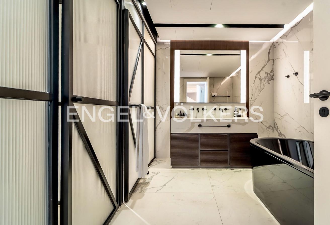 Duplex | Upgraded | Exclusive Property photo 13