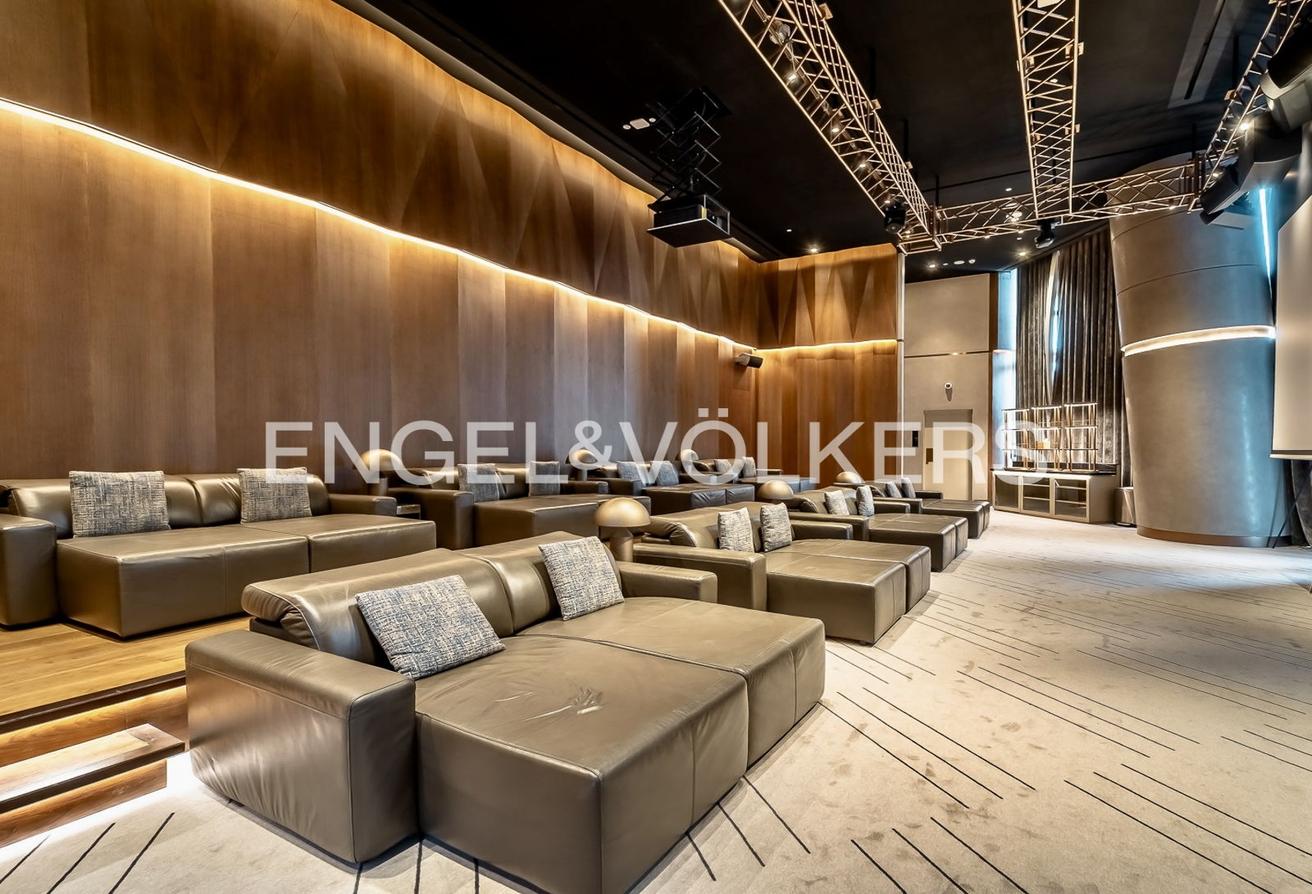 Duplex | Upgraded | Exclusive Property photo 21