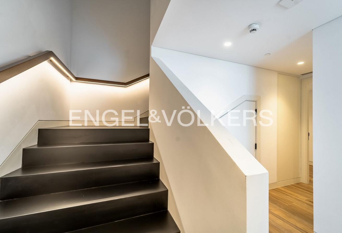 Duplex | Upgraded | Exclusive Property photo 10