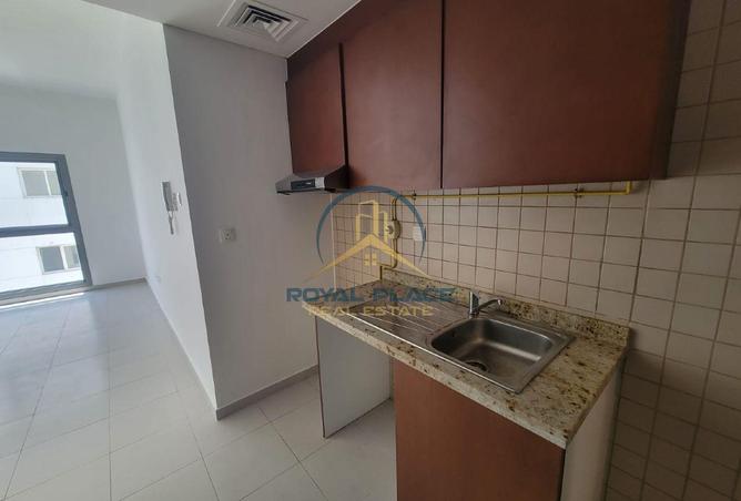 78198310 - Property Image 3