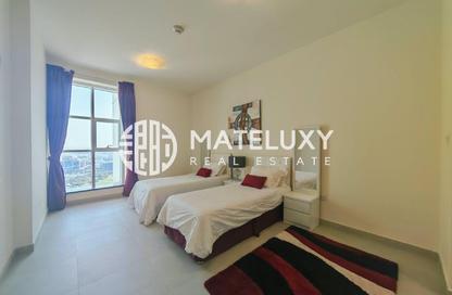Apartment - 2 - 2 for rent in Marina Arcade Tower - Dubai Marina - Dubai
