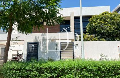 Villa - 4 - 5 for rent in West Yas - Yas Island - Abu Dhabi