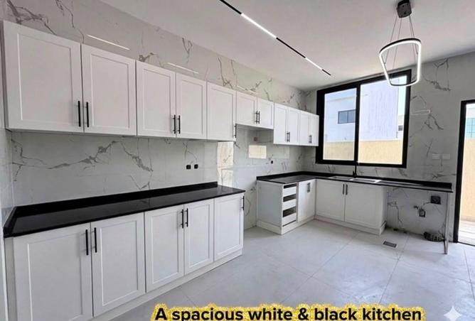 100387667 - Property Image 2