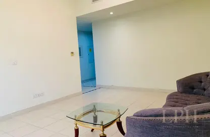 شقة - 2 غرف نوم - 3 حمامات للايجار في لا فونتانا - ارجان - دبي