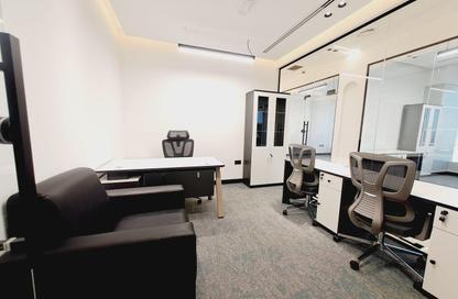 Business Centre - Studio - 2 Bathrooms for rent in Health care City - Dubai Healthcare City - Bur Dubai - Dubai
