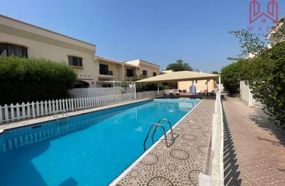 Villa - 4 - 4 for rent in Jumeirah 3 Villas - Jumeirah 3 - Jumeirah - Dubai