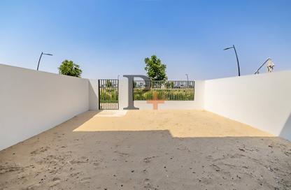 Villa - 3 - 4 for rent in Greenviews 2 - Emaar South - Dubai South (Dubai World Central) - Dubai Villa - 3 - 4 for rent in Greenviews 2 - Emaar South - Dubai South (Dubai World Central) - Dubai