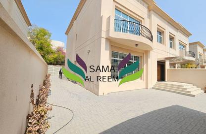 Villa - Studio - 4 for rent in Jumeirah 1 Villas - Jumeirah 1 - Jumeirah - Dubai