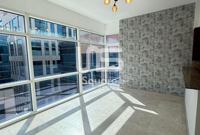 73849217 - Property Image 2