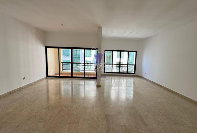 52392873 - صورة العقار 3