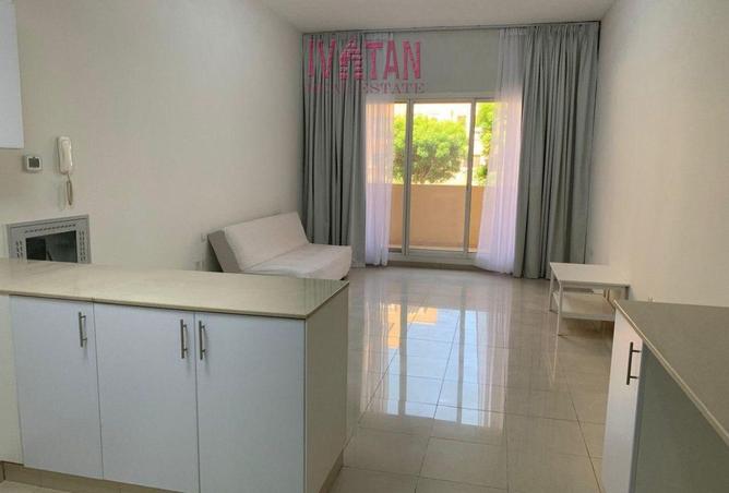 70284672 - Property Image 2