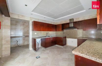 Apartment - 3 - 4 for rent in Al Fattan Marine Tower - Al Fattan Marine Towers - Jumeirah Beach Residence - Dubai