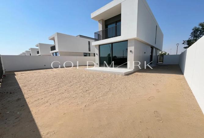 71100301 - Property Image 2