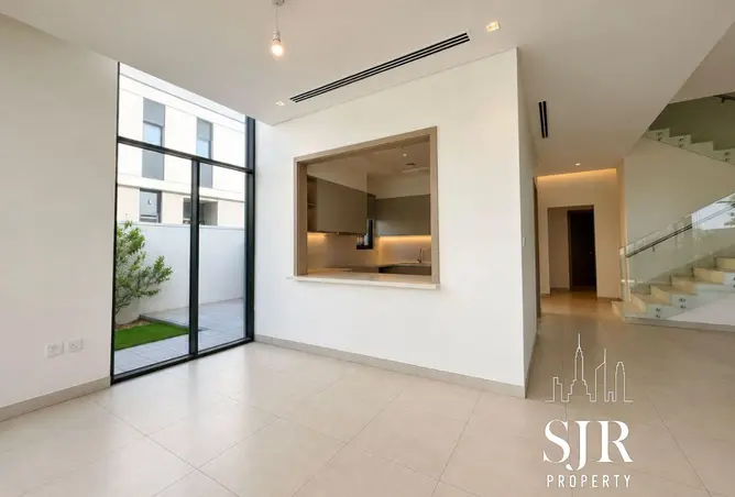 153293410 - Property Image 2