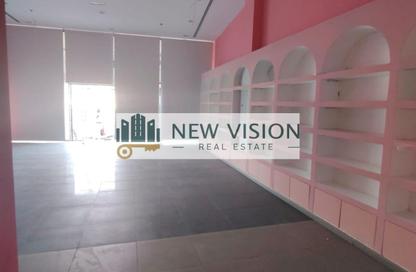 Shop - Studio - 1 Bathroom for rent in Al Khan Corniche - Al Khan - Sharjah