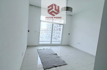 Apartment - 1 - 2 for rent in Topaz Residence 3 - Topaz Residence - Dubai Silicon Oasis - Dubai