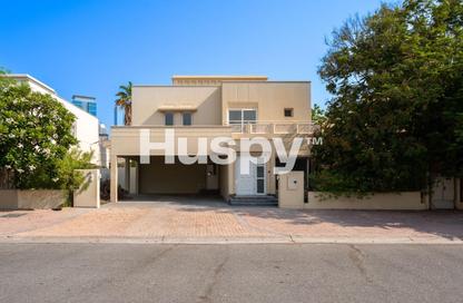 Villa - 4 Bedrooms - 4 Bathrooms for rent in Meadows 1 - Meadows - Dubai