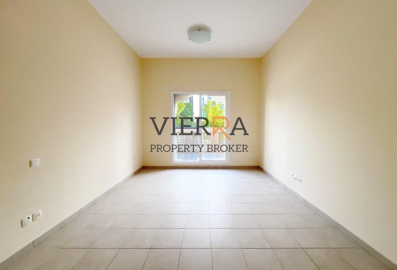 Independent Villa | Single Row | free Maintance photo 7