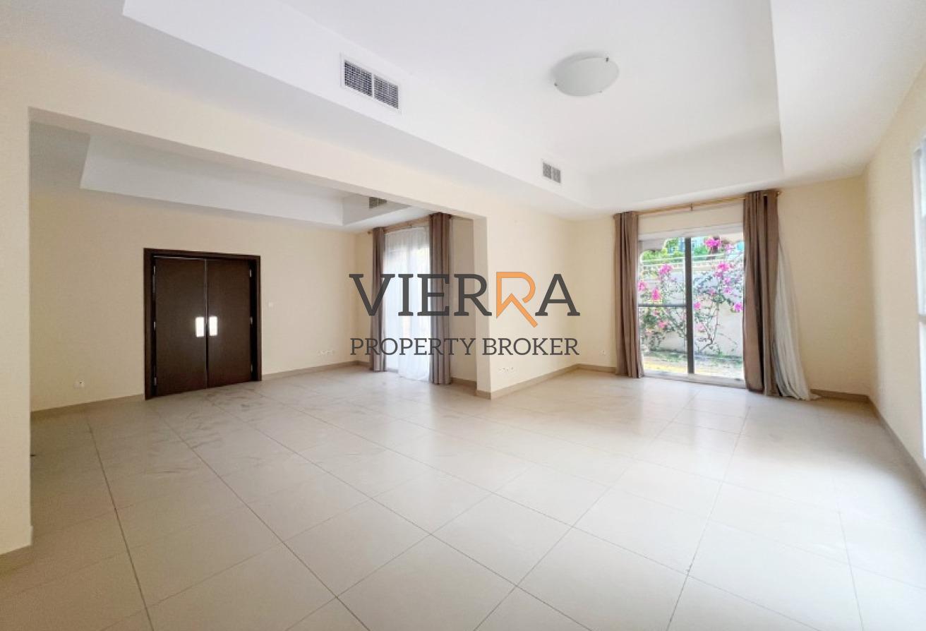 Independent Villa | Single Row | free Maintance photo 4