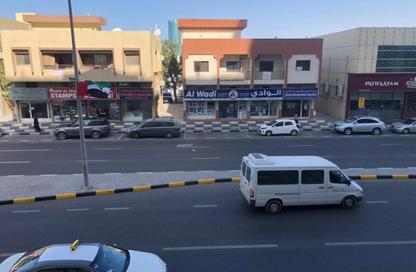 Apartment - 2 Bedrooms - 2 Bathrooms for rent in Qasimia 10 building - Al Mahatta - Al Qasimia - Sharjah