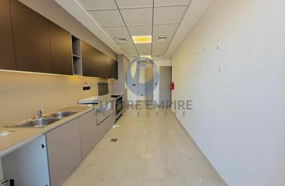 Apartment - 3 Bedrooms - 5 Bathrooms for rent in Oud Metha - Bur Dubai - Dubai