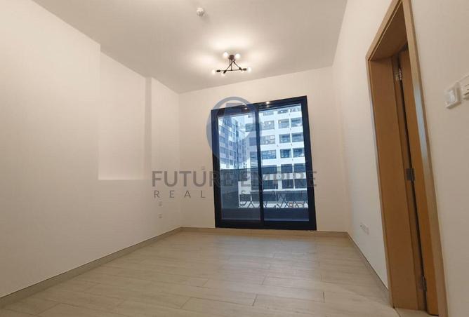 73838435 - Property Image 3