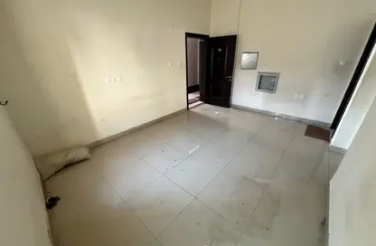 شقة - غرفة نوم - 1 حمام للايجار في برج الكورنيش - طريق كورنيش عجمان - عجمان