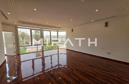 Villa - 5 Bedrooms - 6 Bathrooms for rent in Umm Suqeim 1 Villas - Umm Suqeim 1 - Umm Suqeim - Dubai Villa - 5 Bedrooms - 6 Bathrooms for rent in Umm Suqeim 1 Villas - Umm Suqeim 1 - Umm Suqeim - Dubai