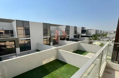 فيلا - 4 غرف نوم - 5 حمامات للايجار في سينسز - المنطقة 11 - مدينة الشيخ محمد بن راشد - دبي