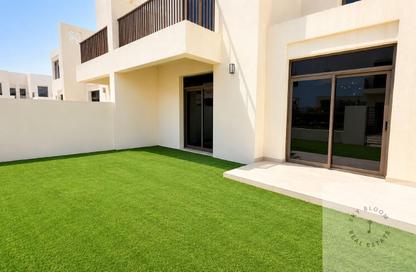 Townhouse - 3 - 3 for rent in Reem Townhouses - Town Square - Dubai