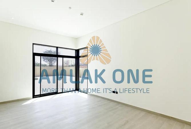98271088 - Property Image 3