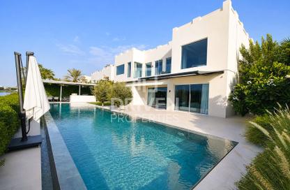 Villa - 5 - 7 for sale in Meadows 7 - Meadows - Dubai Villa - 5 - 7 for sale in Meadows 7 - Meadows - Dubai
