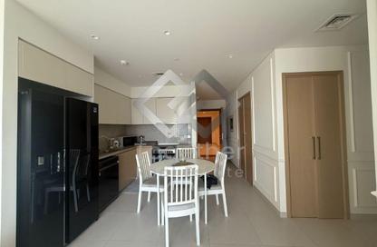 Apartment - 2 - 2 for rent in Burj Royale - Downtown Dubai - Dubai