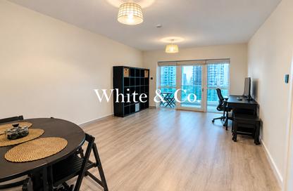 Apartment - 1 - 1 for sale in Marina Pinnacle - Dubai Marina - Dubai